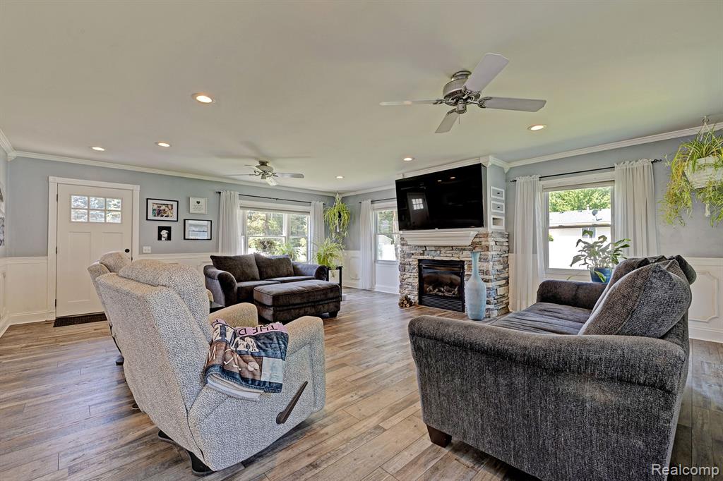 5098 Waldon Road Clarkston, MI 48348 - Photo 9 of 81 Gallery Image 9
