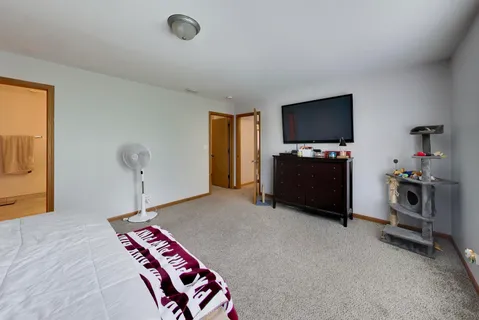 $435,000 | 527 Mara Lynn, Round Lake, IL 60073