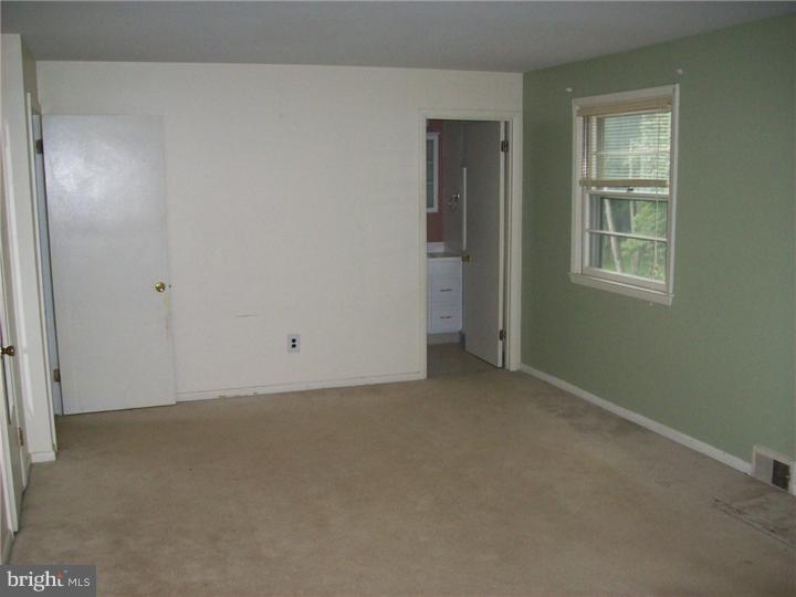 1009 Glen Road Wallingford, PA 19086 - Photo 12 of 23 Bedroom