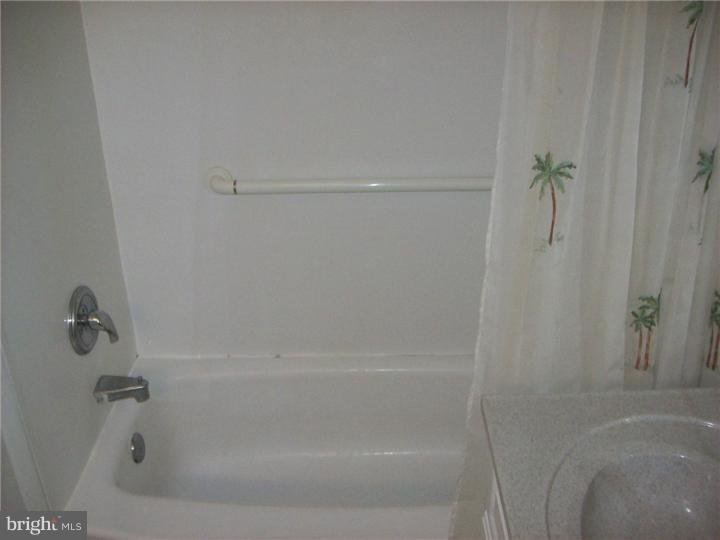 1009 Glen Road Wallingford, PA 19086 - Photo 20 of 23 Bathroom