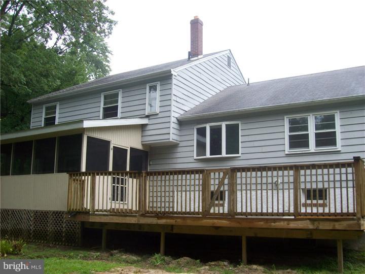 1009 Glen Road Wallingford, PA 19086 - Photo 22 of 23 Exterior Back