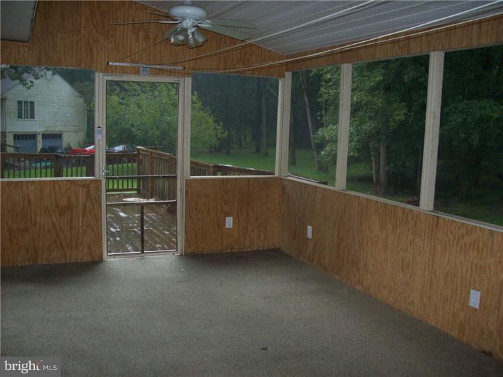 1009 Glen Road Wallingford, PA 19086 - Photo 4 of 23 Porch