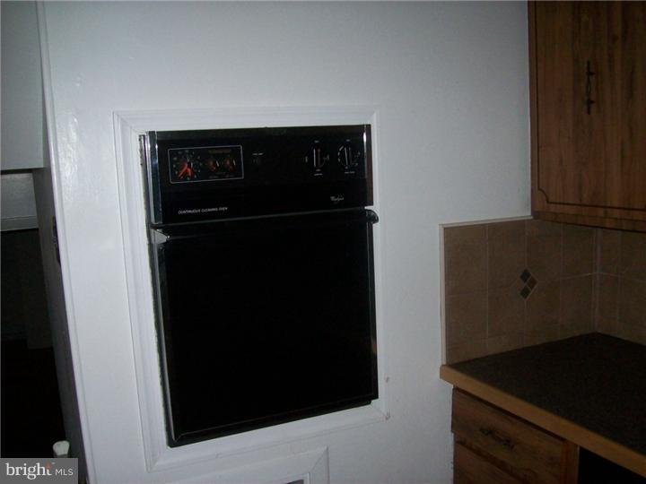 1009 Glen Road Wallingford, PA 19086 - Photo 7 of 23 Kitchen