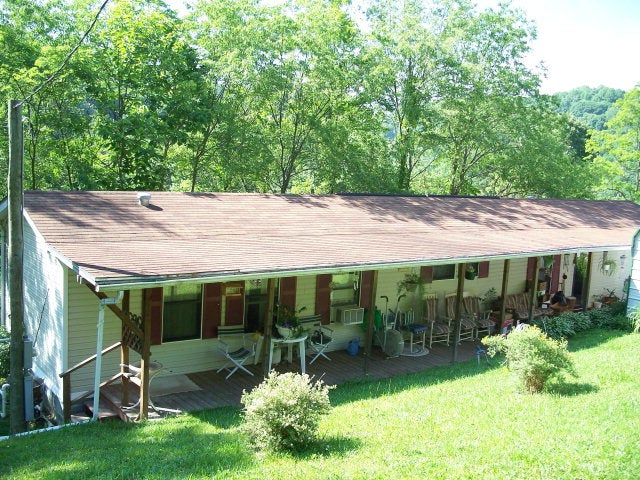 244 Black Oak Road Princeton, WV 24740 - Photo 1 of 1 Gallery Image 1