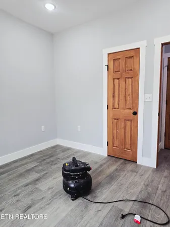 $475,000 | 186 Short Leaf Lane, Oneida, TN 37841