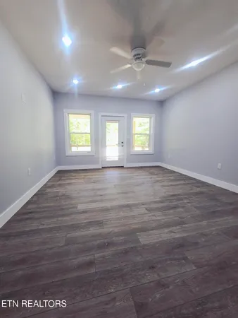 $475,000 | 186 Short Leaf Lane, Oneida, TN 37841