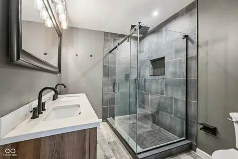 $415,000 | 5506 Kessler Blvd Drive North, Indianapolis, IN 46222