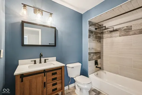 $415,000 | 5506 Kessler Blvd Drive North, Indianapolis, IN 46222