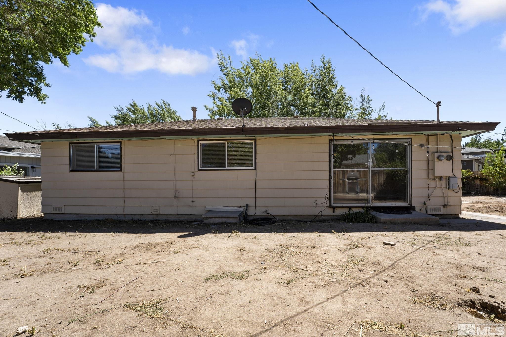 3475 Greta Place Reno, NV 89503 - Photo 31 of 36 a front view of a house