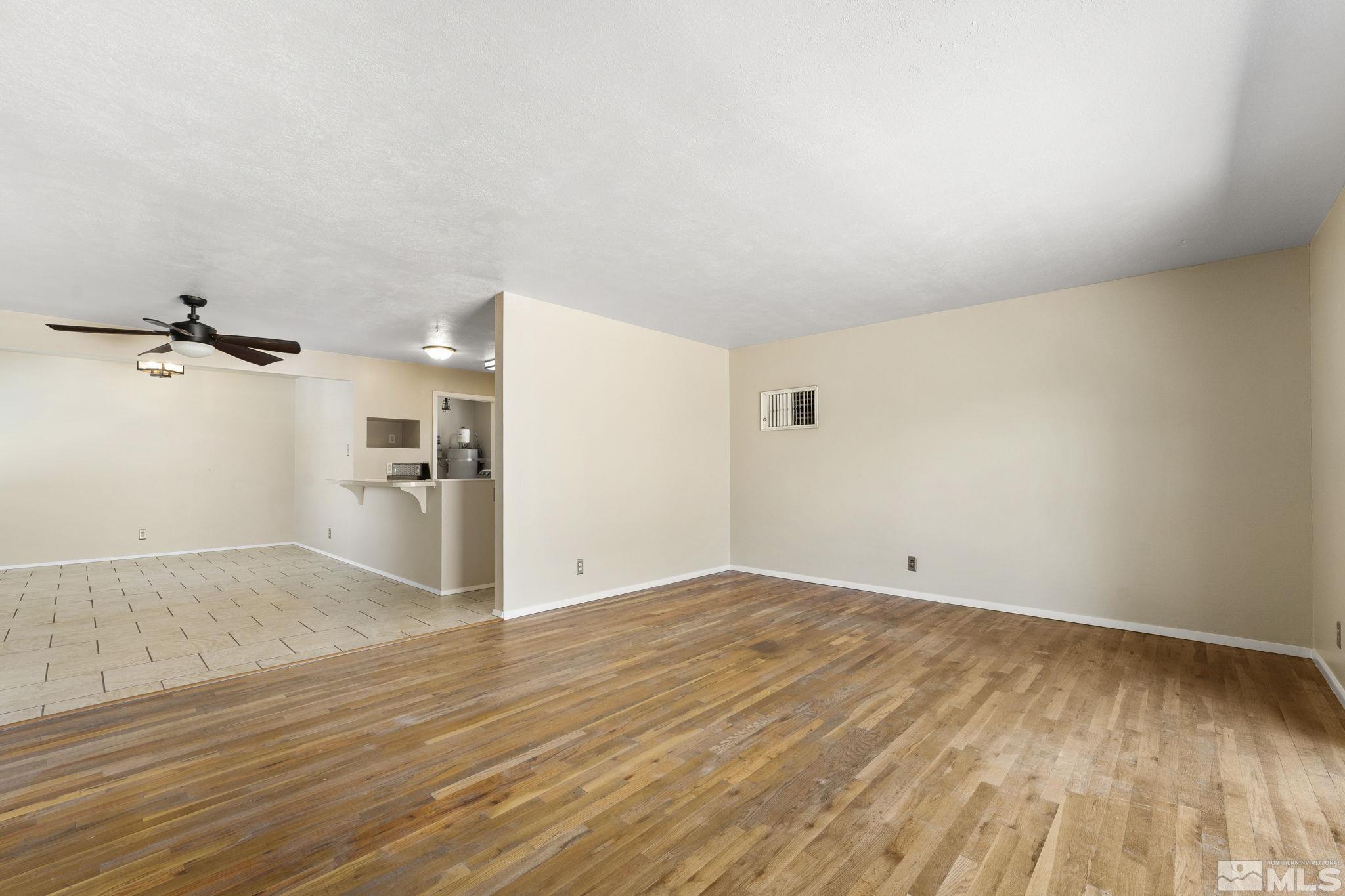 3475 Greta Place Reno, NV 89503 - Photo 6 of 36