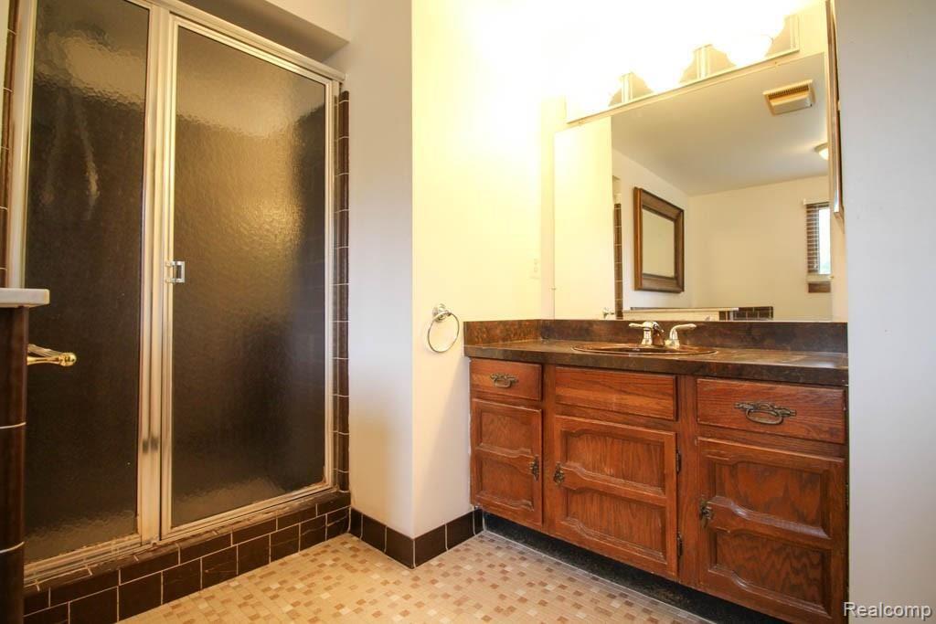 622 Snowmass Drive Rochester Hills, MI 48309 - Photo 17 of 28
