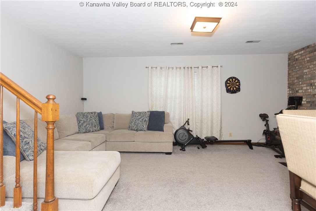 129 Rolling Acres Road Winfield, WV 25213 - Photo 25 of 40 Gallery Image 25