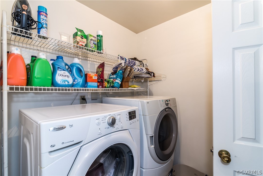 17445 Loving Union Road Disputanta, VA 23842 - Photo 5 of 50 a utility room with dryer and washer