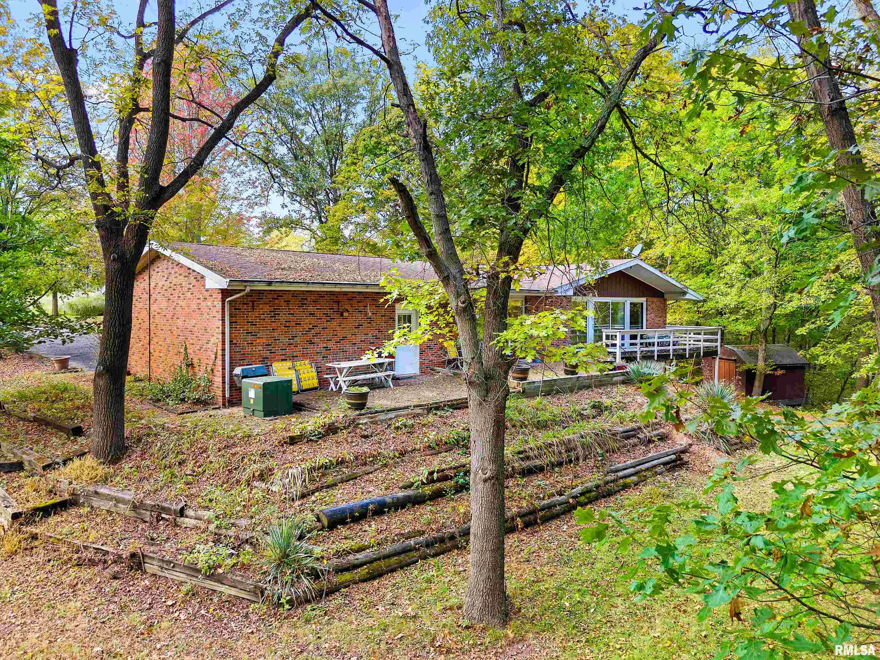 606 Thatcher Lane Metamora, IL 61548 - Photo 14 of 55