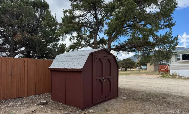 a view of a outdoor space and tree