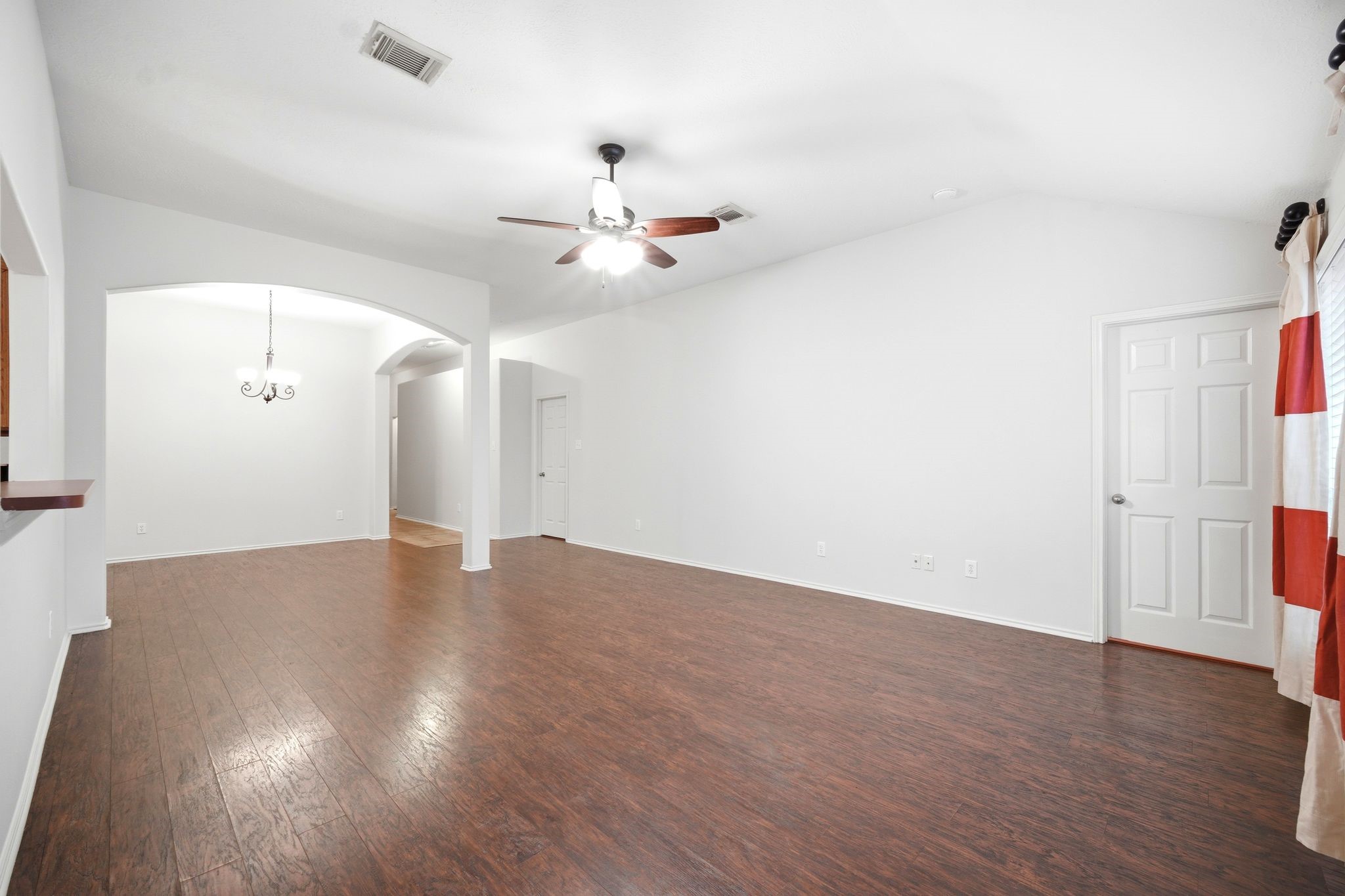6931 Hamilton Falls Lane Spring, TX 77379 - Photo 12 of 36