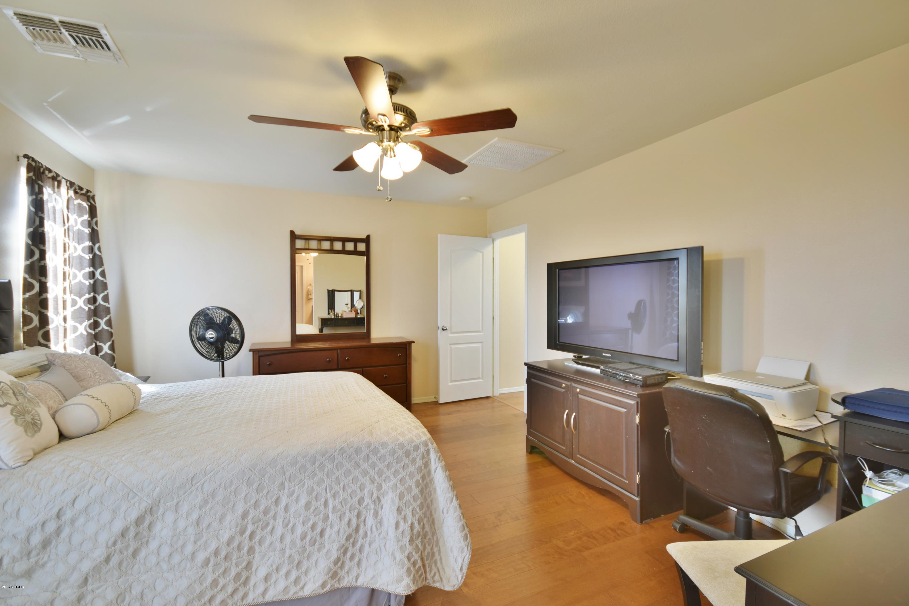 17745 West Red Bird Road Surprise, AZ 85387 - Photo 23 of 33 DSC_1166