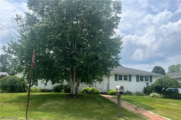 $209,900 | 1600 Oak Street, Girard, OH 44420