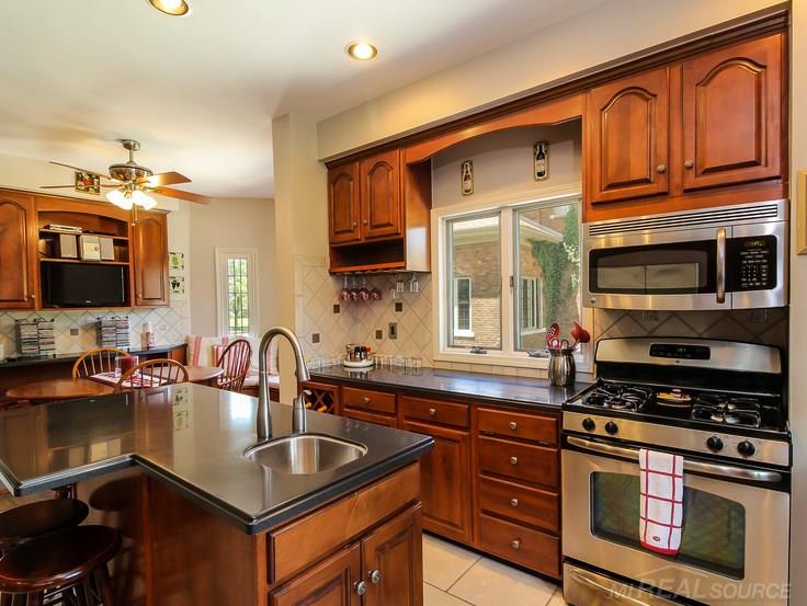 1216 Devonshire Road Grosse Pointe Park, MI 48230 - Photo 16 of 61