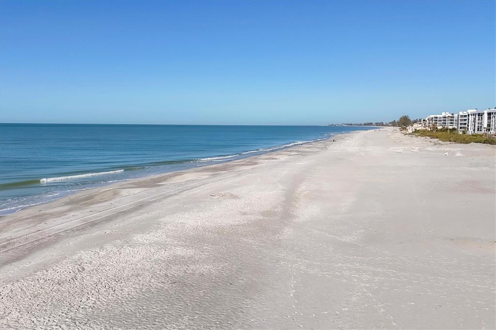 527 Sutton Place Longboat Key, FL 34228 - Photo 81 of 88