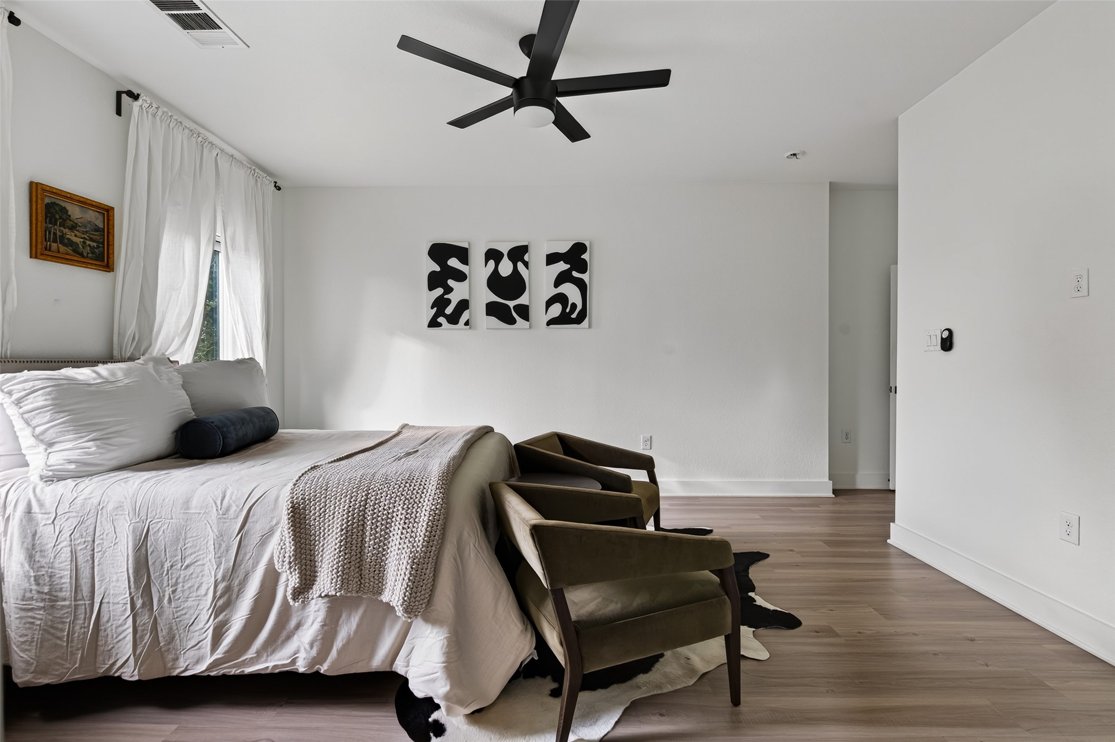 5708 Sutherlin Road, Unit 14 Austin, TX 78723 - Photo 23 of 37 Gallery Image 23