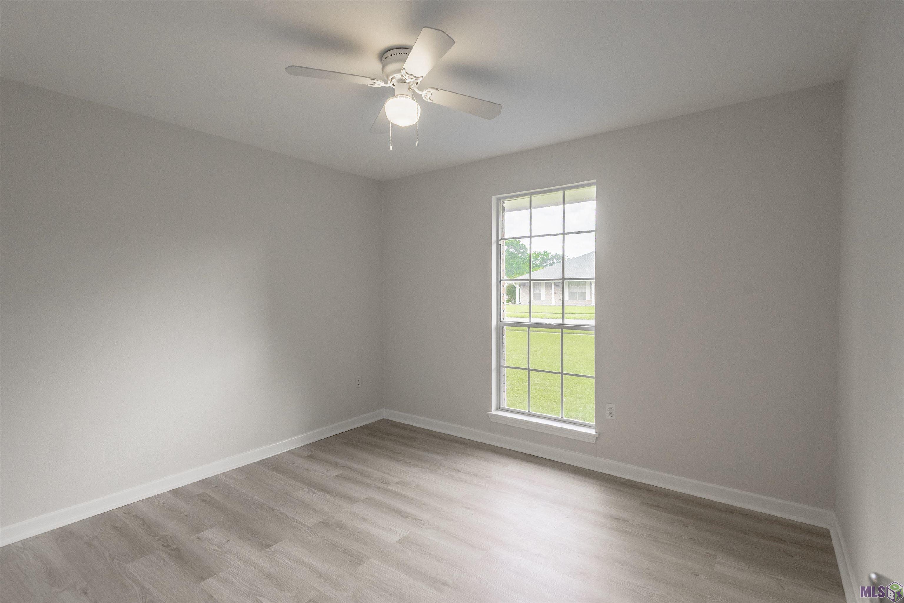 10647 Rondo Avenue Baton Rouge, LA 70815 - Photo 5 of 17