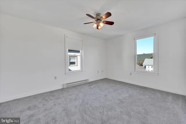 $175,000 | 600 East Main Street, Hegins, PA 17938