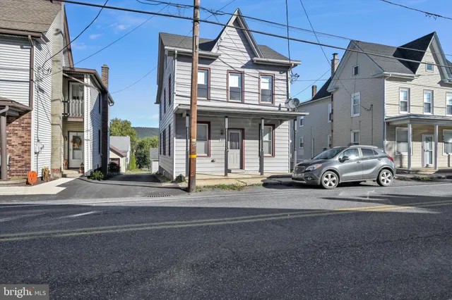 $175,000 | 600 East Main Street, Hegins, PA 17938