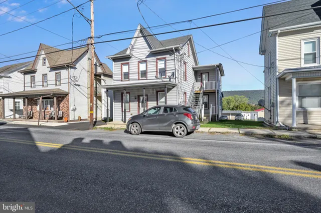 $175,000 | 600 East Main Street, Hegins, PA 17938