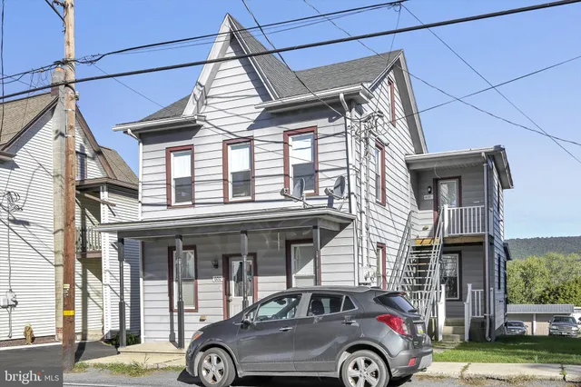 $175,000 | 600 East Main Street, Hegins, PA 17938