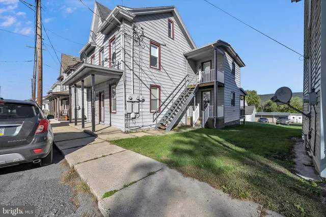 $175,000 | 600 East Main Street, Hegins, PA 17938