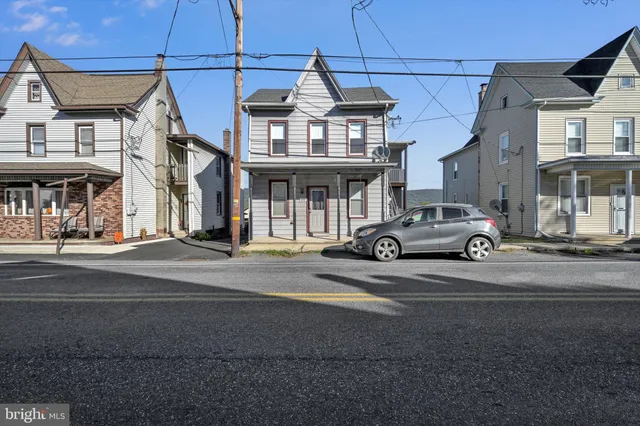 $175,000 | 600 East Main Street, Hegins, PA 17938