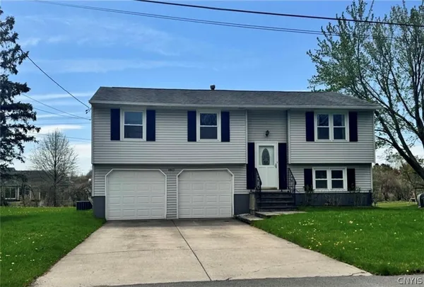 $2,650 | 4843 O Donnell Street, Clay, NY 13088