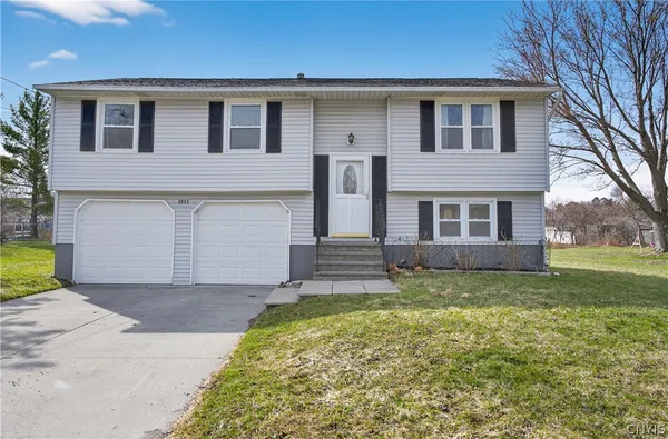$2,650 | 4843 O Donnell Street, Clay, NY 13088