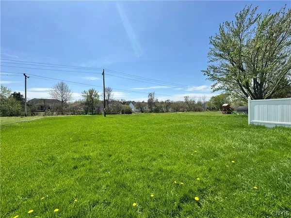 $2,650 | 4843 O Donnell Street, Clay, NY 13088