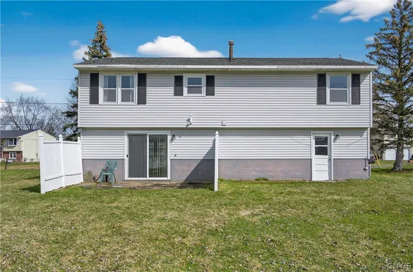 $2,650 | 4843 O Donnell Street, Clay, NY 13088