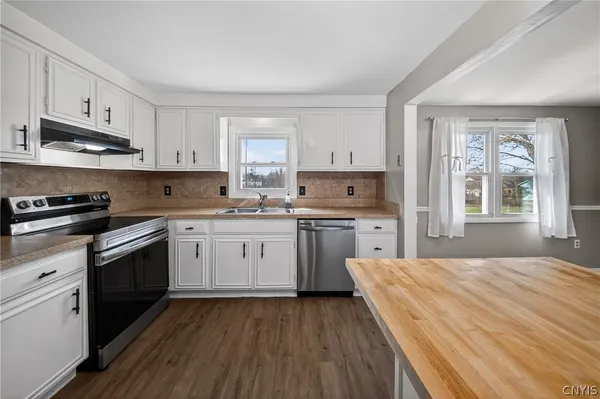 $2,650 | 4843 O Donnell Street, Clay, NY 13088