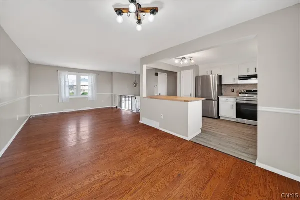 $2,650 | 4843 O Donnell Street, Clay, NY 13088