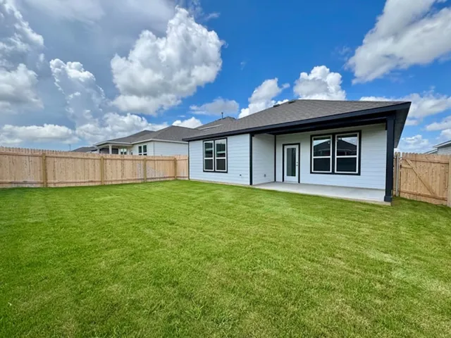 $324,990 | 13207 Triple Jet Drive, Buda, TX 78610