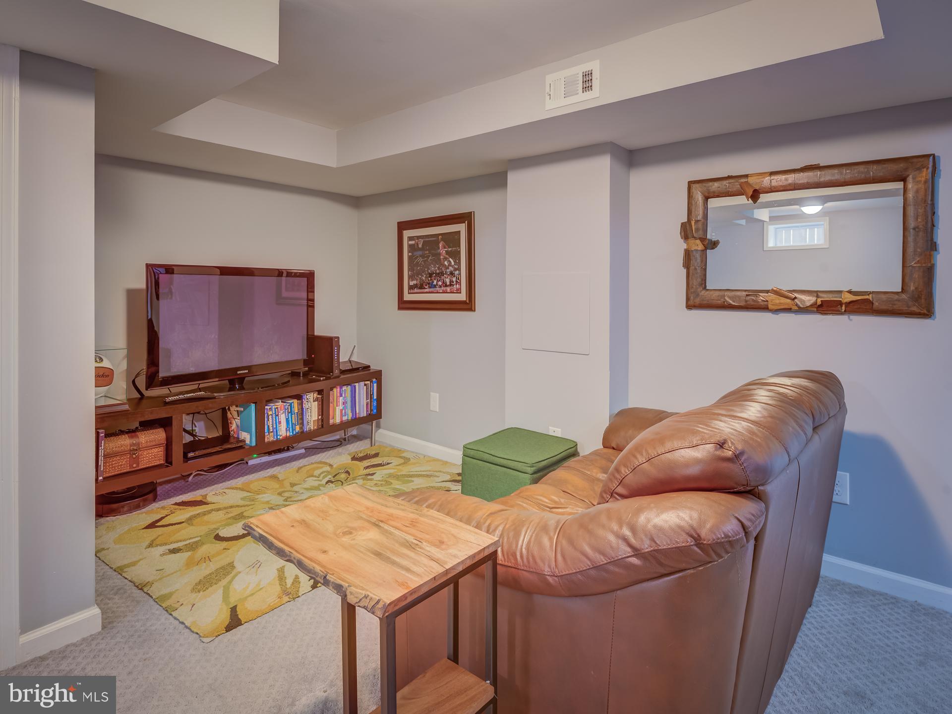 7500 Piney Branch Road Silver Spring, MD 20910 - Photo 22 of 34 Gallery Image 22