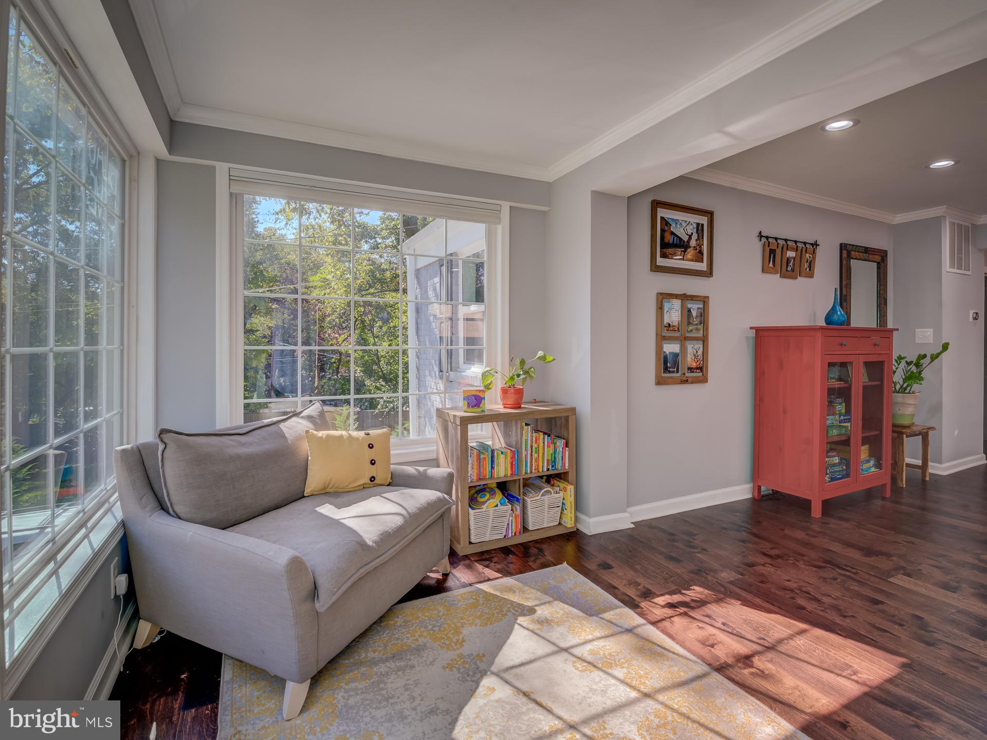7500 Piney Branch Road Silver Spring, MD 20910 - Photo 4 of 34 Gallery Image 4