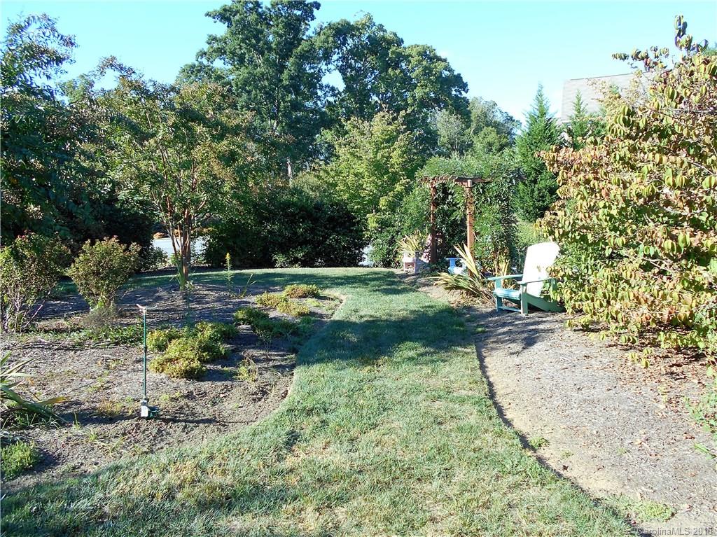 70 Ball Gap Road Arden, NC 28704 - Photo 3 of 23 Gallery Image 3