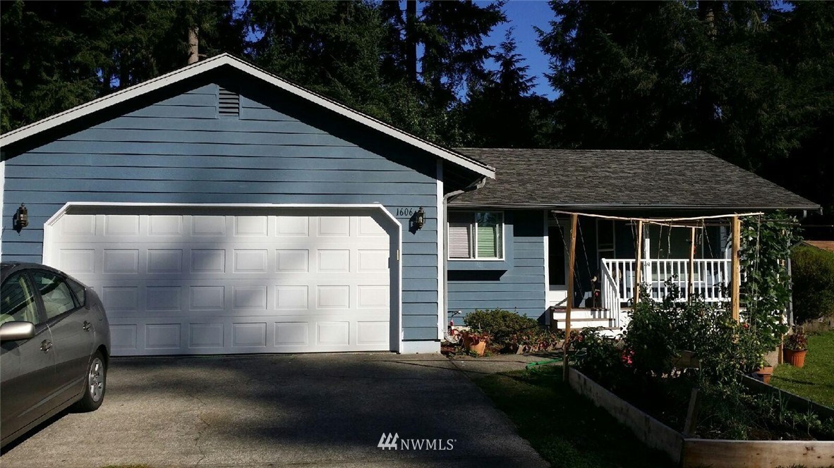 1606 Diamond Road Southeast Lacey, WA 98503 - Photo 1 of 11 Gallery Image 1