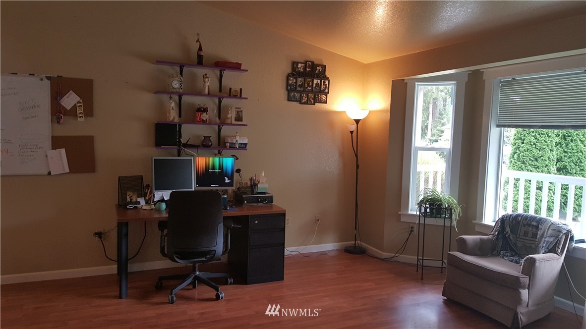 1606 Diamond Road Southeast Lacey, WA 98503 - Photo 7 of 11 Gallery Image 7