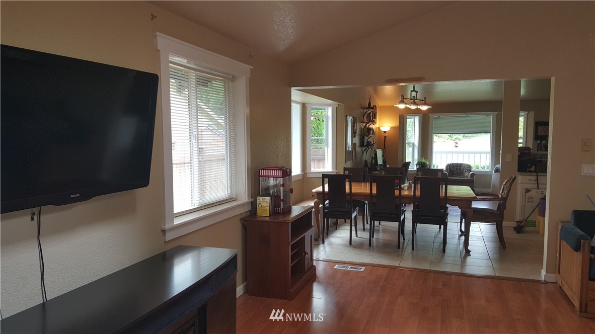 1606 Diamond Road Southeast Lacey, WA 98503 - Photo 9 of 11 Gallery Image 9