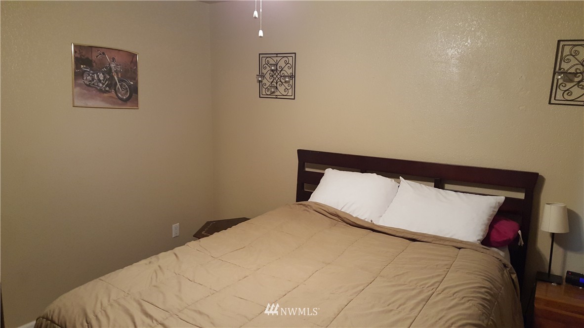 1606 Diamond Road Southeast Lacey, WA 98503 - Photo 10 of 11 Gallery Image 10