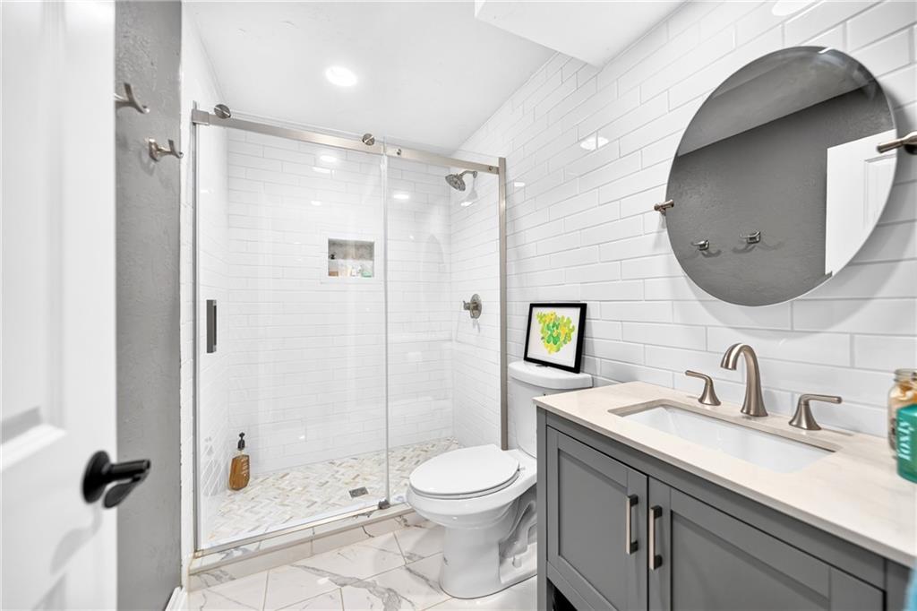 4453 Walnut Ridge Circle McDonald, PA 15057 - Photo 41 of 50 AND this beautiful full bath...