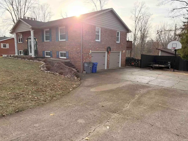 $274,900 | 109 Patricia Drive, Kokomo, IN 46902