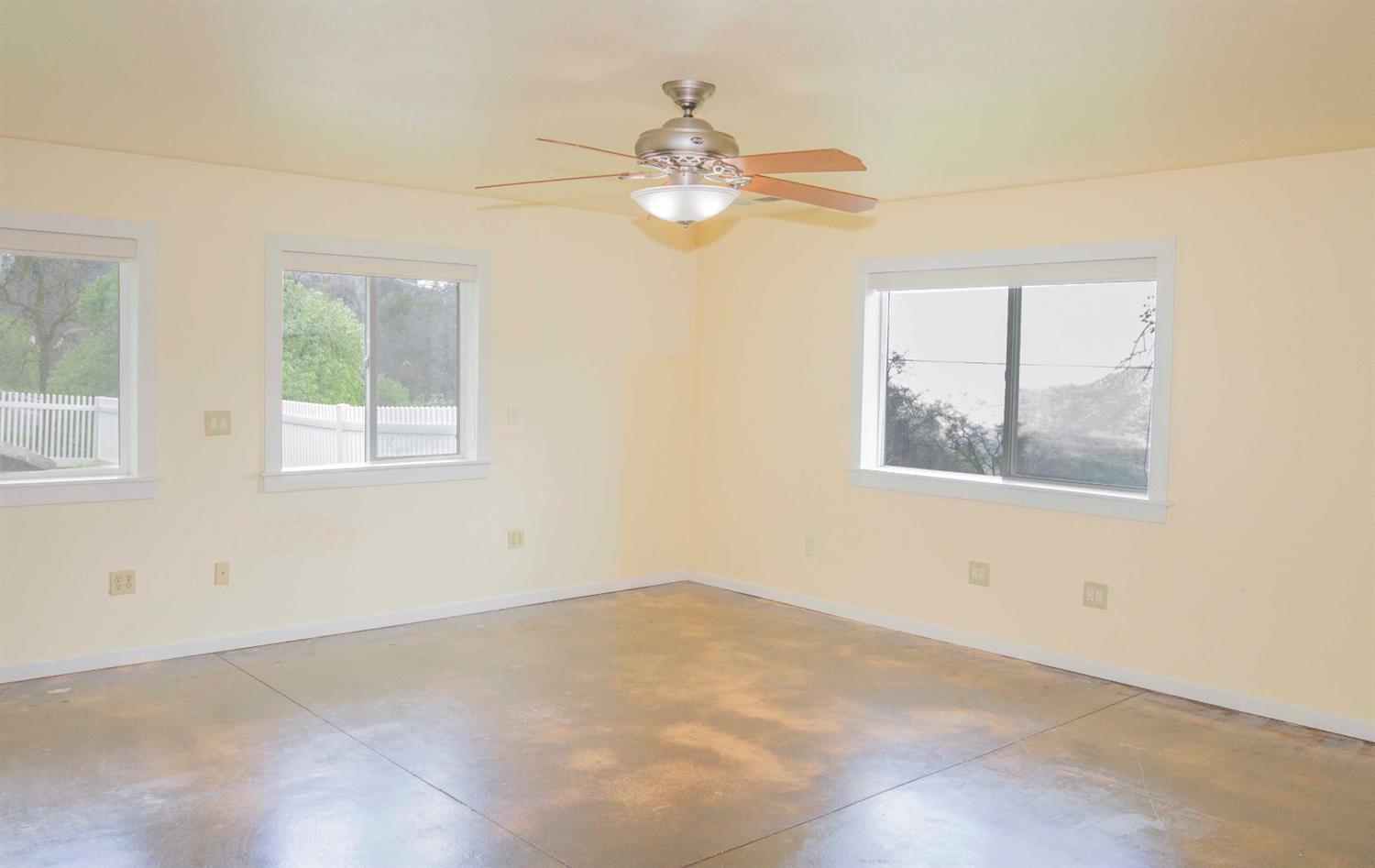 40478 Iris Road Squaw Valley, CA 93675 - Photo 8 of 92 Gallery Image 8