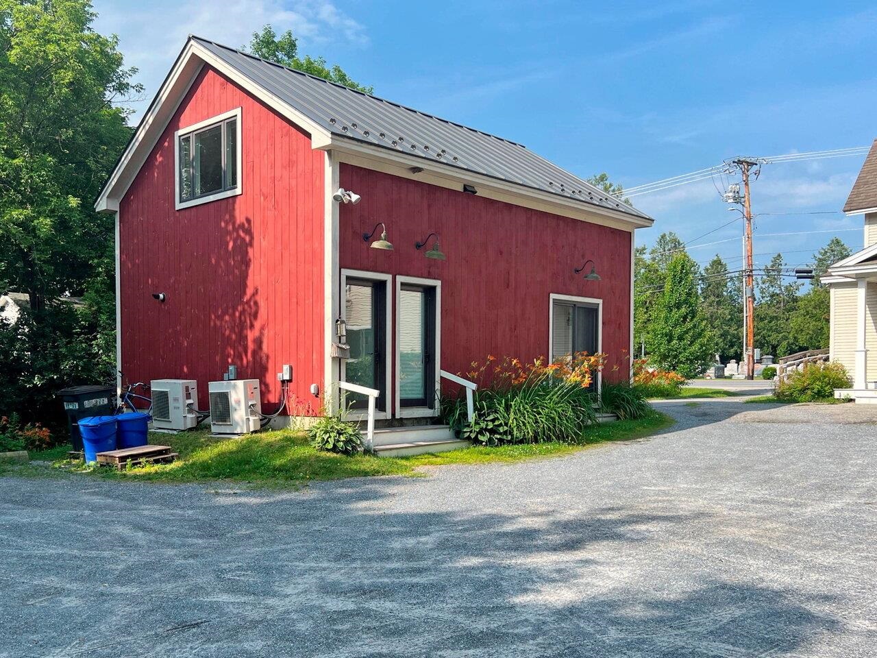 233 Falls Road Shelburne, VT 05482 - Photo 2 of 29 Gallery Image 2